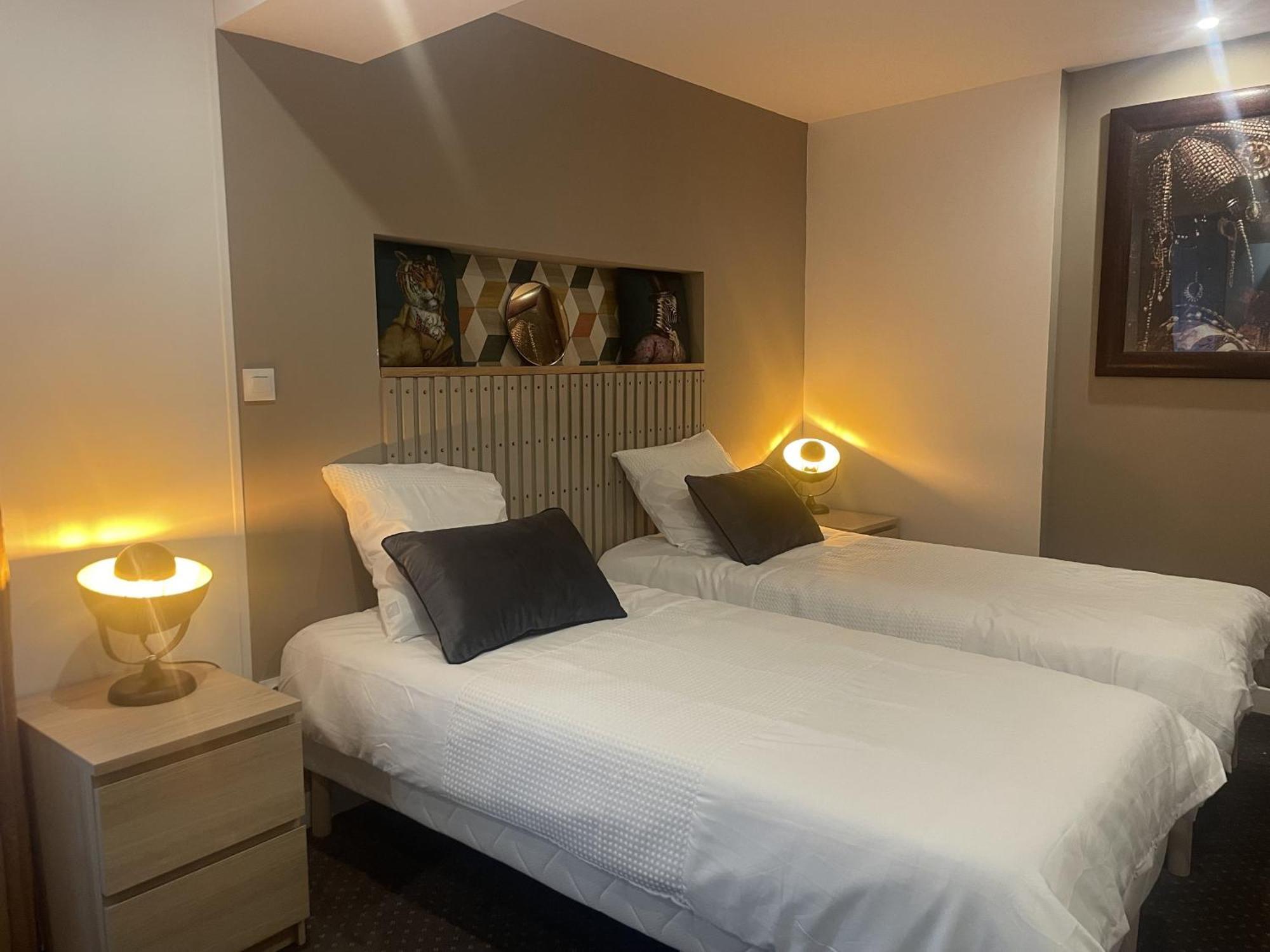 Villa Kiara Hebergements Cusset Екстериор снимка